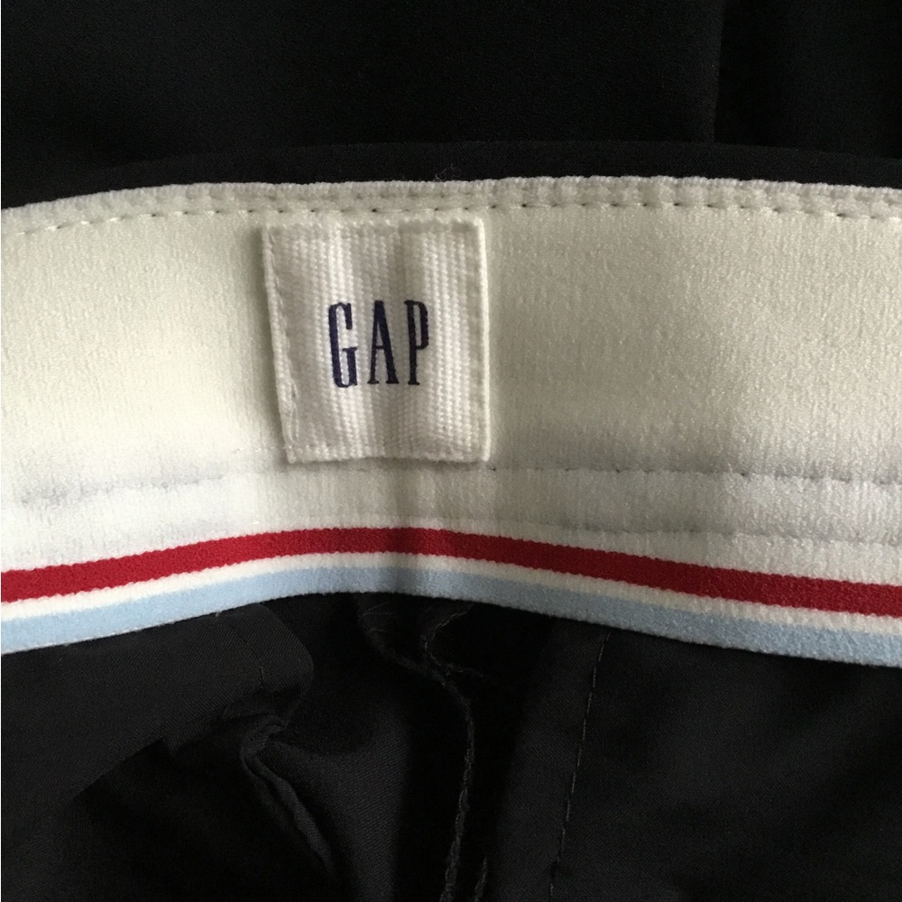 GAP - Picture 10 of 16
